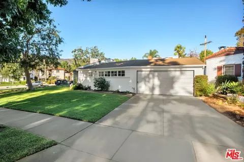 Exterior - 1901 Montecito Dr, Glendale, CA 91208 photo 11 of 14