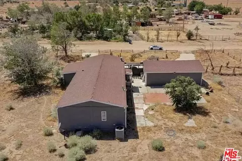 View/Area - 50752 252nd St, Lancaster, CA 93536 photo 3 of 6