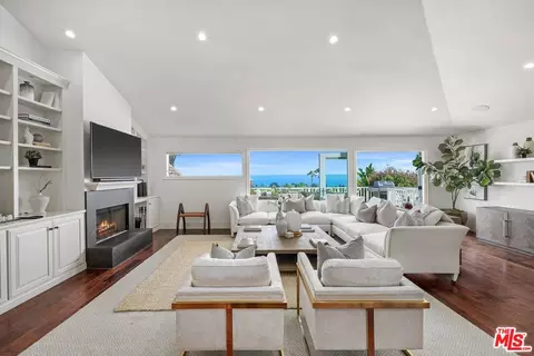 16650 Akron St, Pacific Palisades, CA 90272