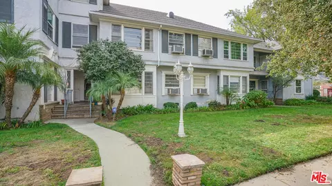 1700 Del Valle Ave, Glendale, CA 91208