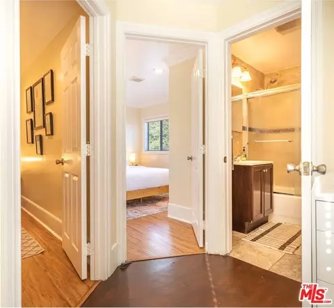 Entry Way - 534 Maine Ave, Long Beach, CA 90802 photo 1 of 3