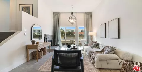 3422 Schooner Ave #4, Marina Del Rey, CA 90292