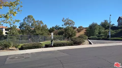 25200 Grazia Ln, Stevenson Ranch, CA 91381