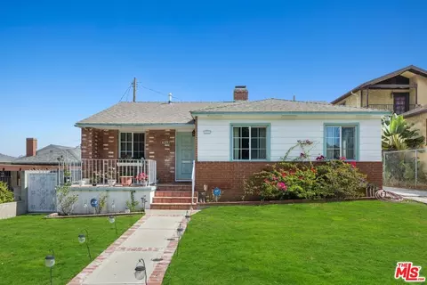 3048 Grand View Blvd, Los Angeles, CA 90066