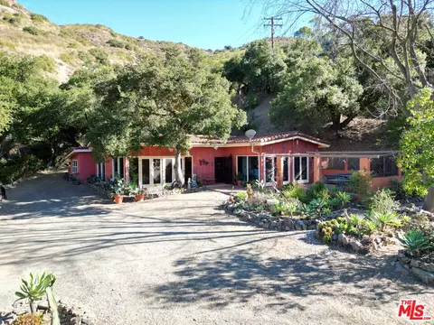 Undisclosed, Malibu, CA 90265