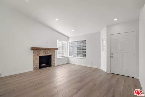 Living - 1360 Cresta Rd, Corona, CA 92879 photo 1 of 2