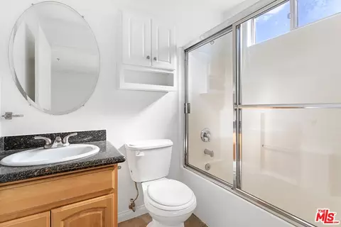 Bath - 7223 Baird Ave #104, Reseda, CA 91335 photo 1 of 2