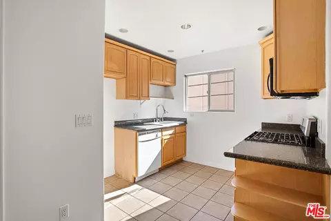Kitchen - 7223 Baird Ave #104, Reseda, CA 91335 photo 1 of 3