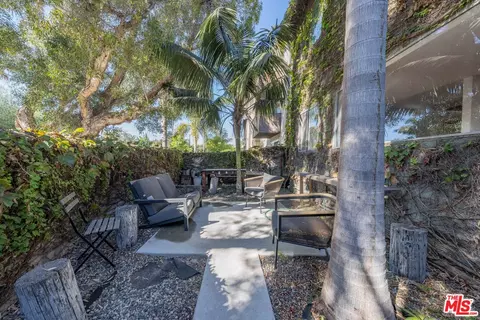 614 6th Ave, Venice, CA 90291 photo 2