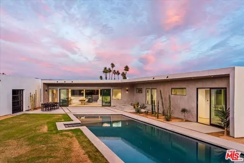 1888 E Park View Dr, Palm Springs, CA 92262