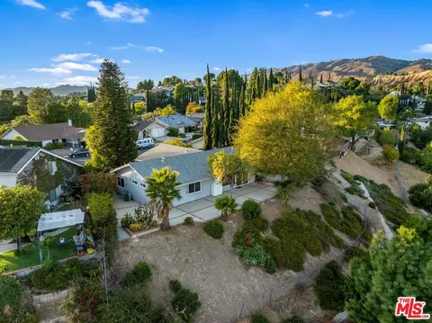 View/Area - 11434 Edenberg Ave, Porter Ranch, CA 91326 photo 3 of 10