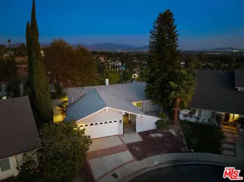 View/Area - 11434 Edenberg Ave, Porter Ranch, CA 91326 photo 7 of 10
