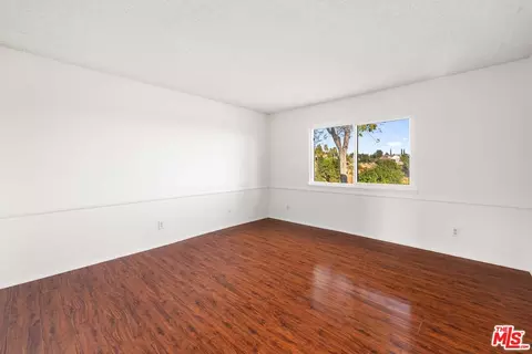 Living - 11434 Edenberg Ave, Porter Ranch, CA 91326 photo 10 of 10