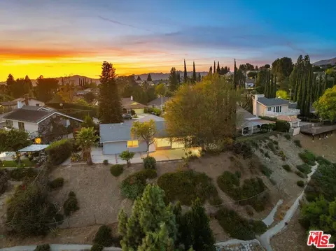 View/Area - 11434 Edenberg Ave, Porter Ranch, CA 91326 photo 5 of 10