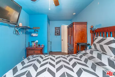Bedroom - 910 W W Elm St, Compton, CA 90221 photo 3 of 5