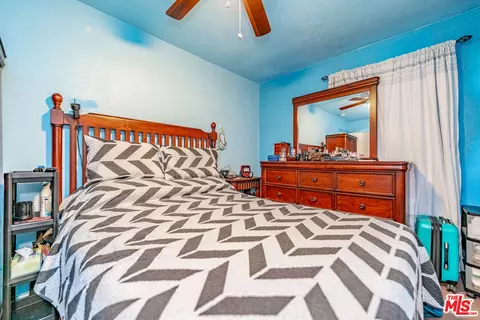 Bedroom - 910 W W Elm St, Compton, CA 90221 photo 2 of 5