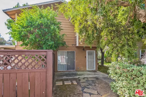 250 E Howard St, Pasadena, CA 91104 photo 11