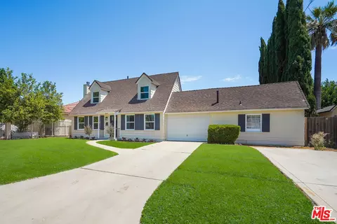6648 Peach Ave, Van Nuys, CA 91406
