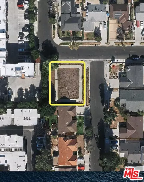 7827 N Vassar Ave, Los Angeles, CA 91304