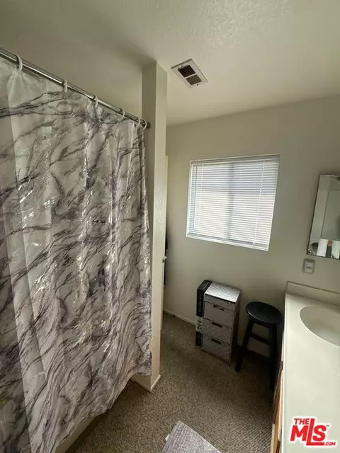 2425 W Buena Vista Dr, Rialto, CA 92377 photo 12