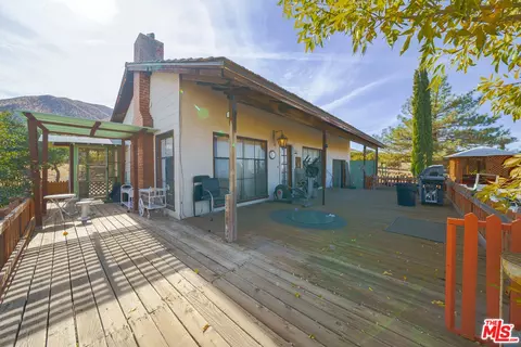 29916 E 104th St, Littlerock, CA 93543