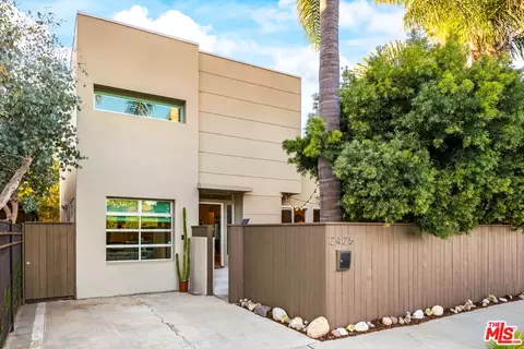Exterior - 2425 Frey Ave, Venice, CA 90291 photo 3 of 8