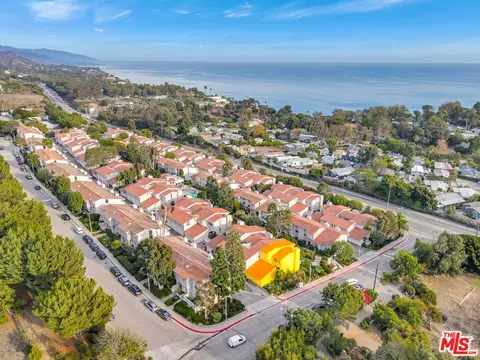 28288 Rey De Copas Ln, Malibu, CA 90265