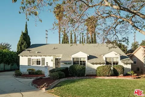 1311 E Somerset Pl, Long Beach, CA 90807