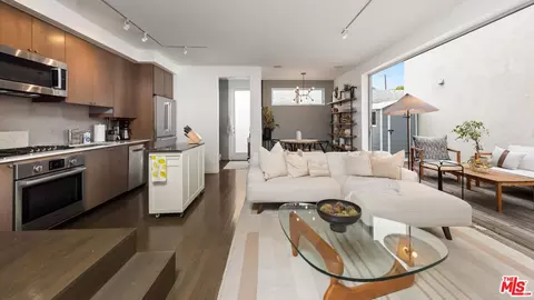 Other - 705 Sunset Ave, Venice, CA 90291 photo 4 of 11