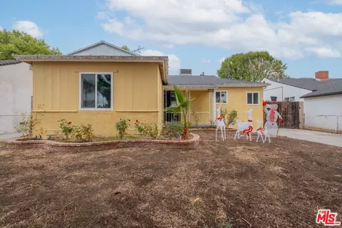 18925 Hart St, Reseda, CA 91335 photo 5