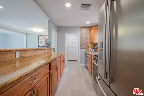 18925 Hart St, Reseda, CA 91335 photo 11