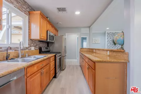 18925 Hart St, Reseda, CA 91335 photo 12