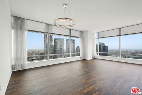 900 W Olympic Blvd #30A, Los Angeles, CA 90015