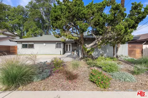 13825 Friar St, Van Nuys, CA 91401