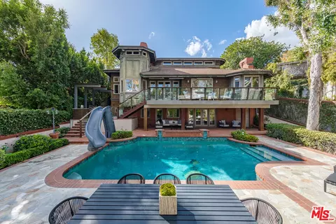 851 Glenmont Ave, Los Angeles, CA 90024
