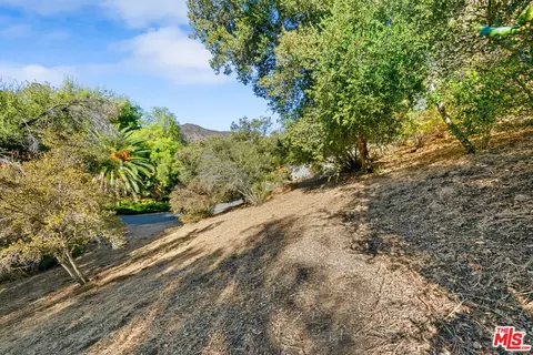 614 Reithe Ave, Calabasas, CA 91302 photo 7