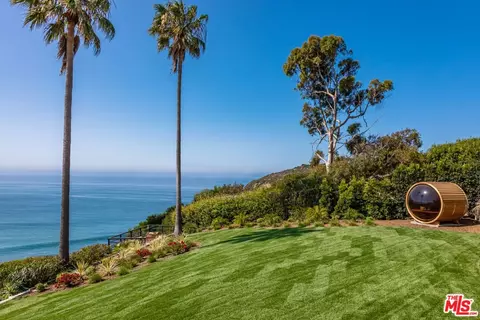 Exterior - 29130 Cliffside Dr, Malibu, CA 90265 photo 5 of 7