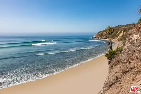 View/Area - 29130 Cliffside Dr, Malibu, CA 90265 photo 7 of 7