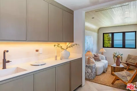 Other - 29130 Cliffside Dr, Malibu, CA 90265 photo 7 of 11