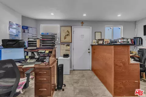 38755 6th St, Palmdale, CA 93550 photo 9