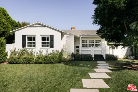 5802 Burnet Ave, Sherman Oaks, CA 91411