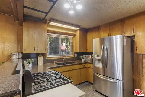 23671 N Manzanita Dr, Crestline, CA 92325 photo 10