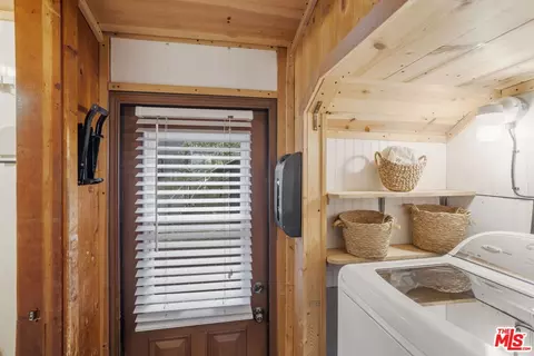 23671 N Manzanita Dr, Crestline, CA 92325 photo 9