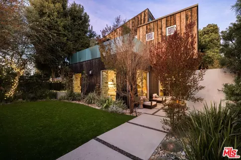 2800 Dell Ave, Venice, CA 90291