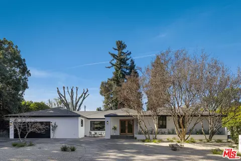 4907 Oak Lane Dr, Encino, CA 91316
