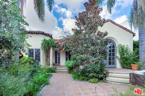 419 N Flores St, Los Angeles, CA 90048