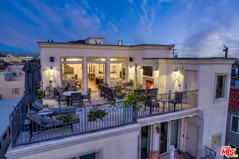 1644 S Bentley Ave #PH, Los Angeles, CA 90025