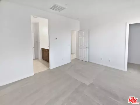 2895 Cedar Ln, Pomona, CA 91767 photo 18