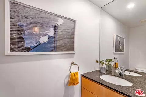 25 Brooks Ave #3, Venice, CA 90291 photo 12