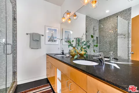 25 Brooks Ave #3, Venice, CA 90291 photo 16